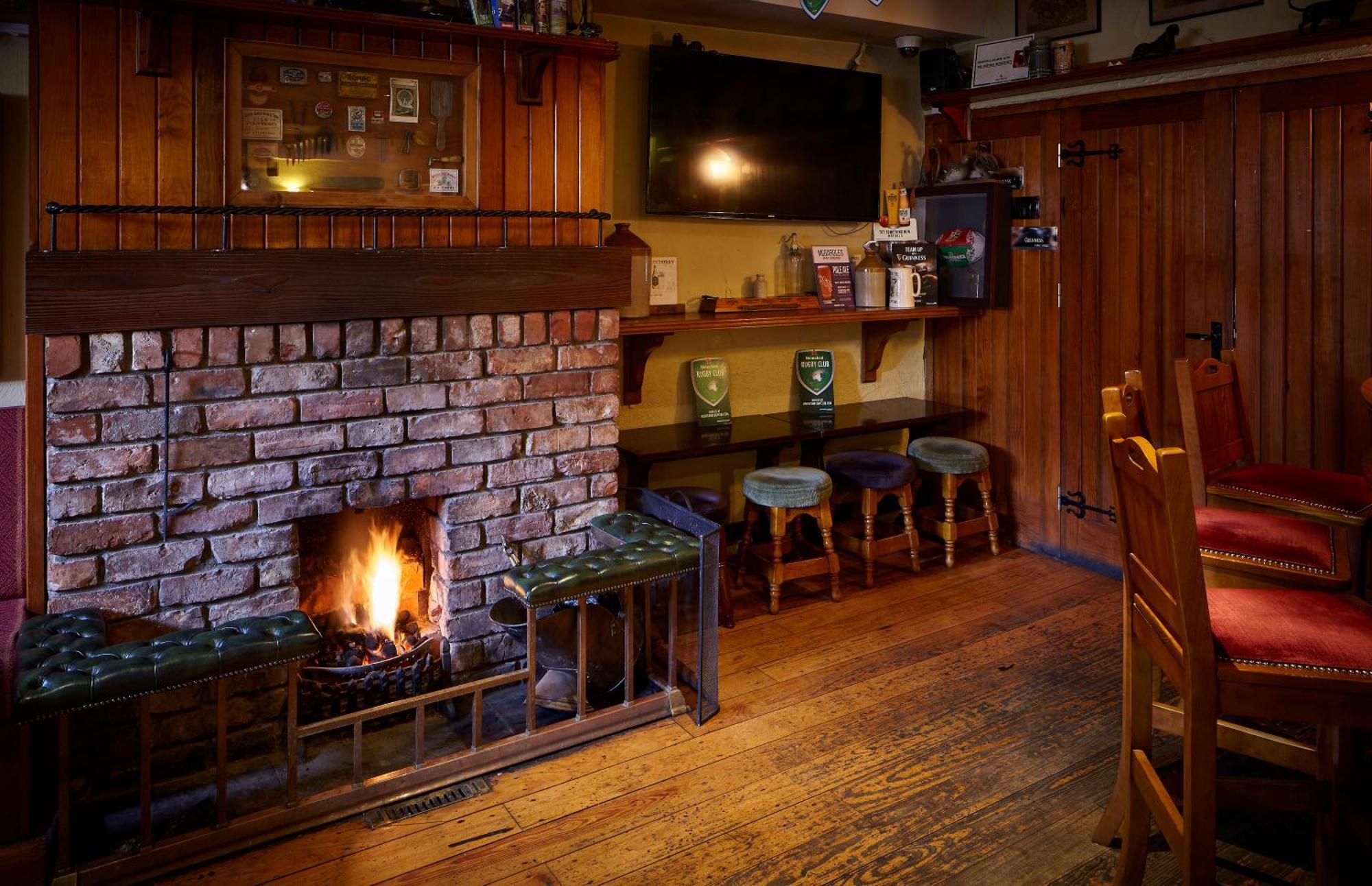 Horse & Hound Hotel Delgany Kültér fotó