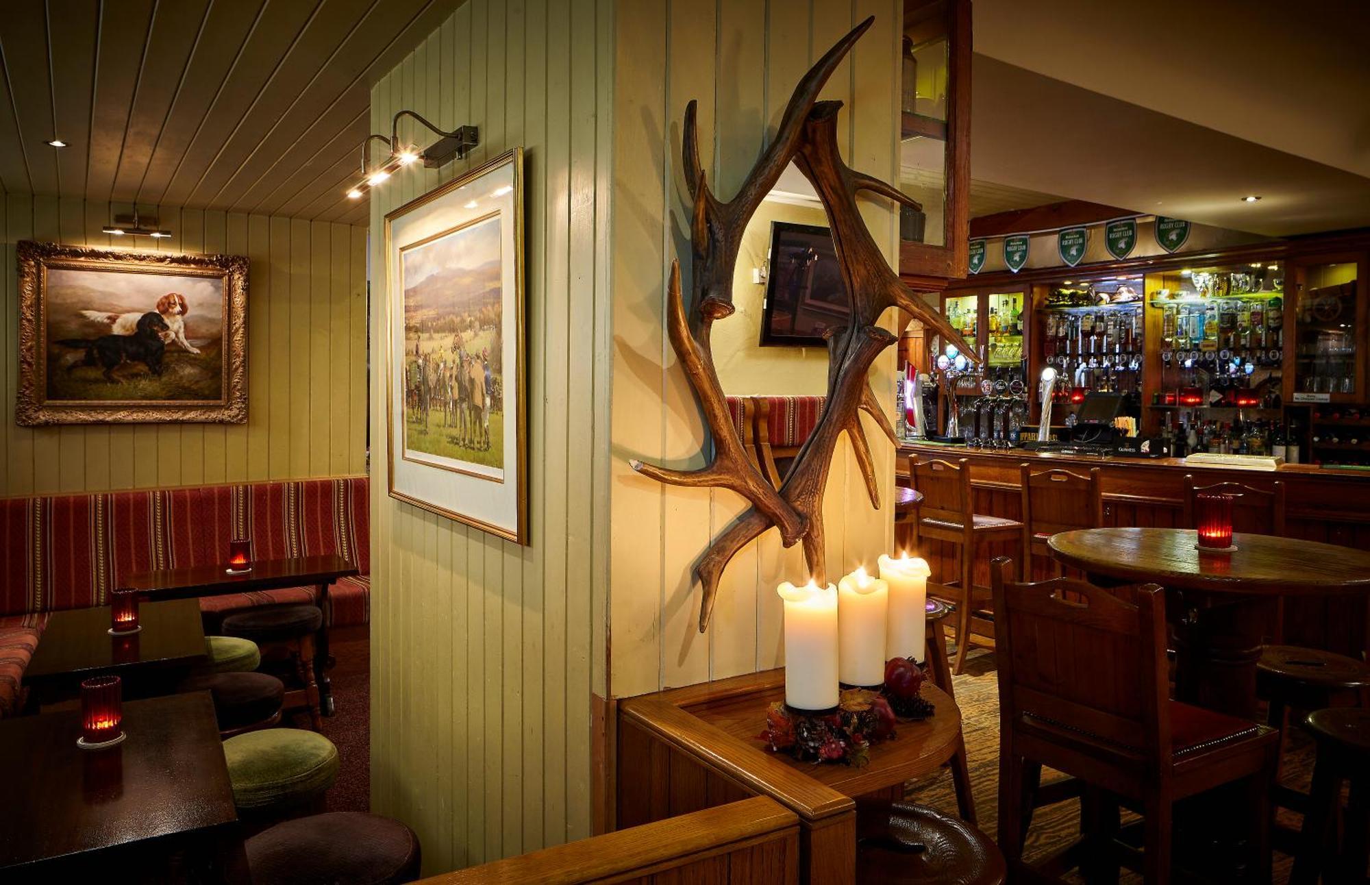 Horse & Hound Hotel Delgany Kültér fotó