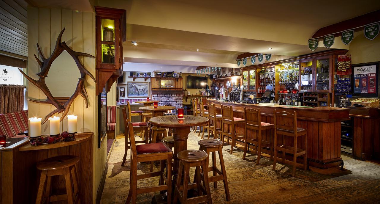 Horse & Hound Hotel Delgany Kültér fotó